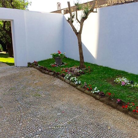Capri Villa Bismarck Exterior photo